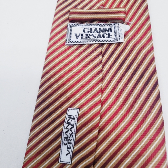 Gianni Versace Red Stripe Silk Tie with Medusa Logo - Picture 5 of 9